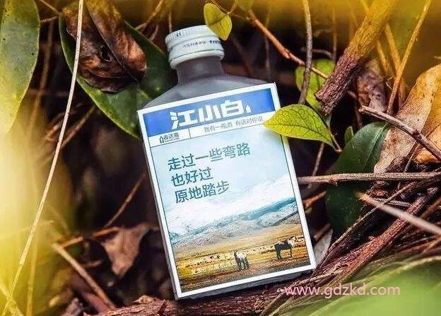 2018年包裝走向呈現(xiàn)新的流行趨勢(shì),江小白包裝如何吸引消費(fèi)者